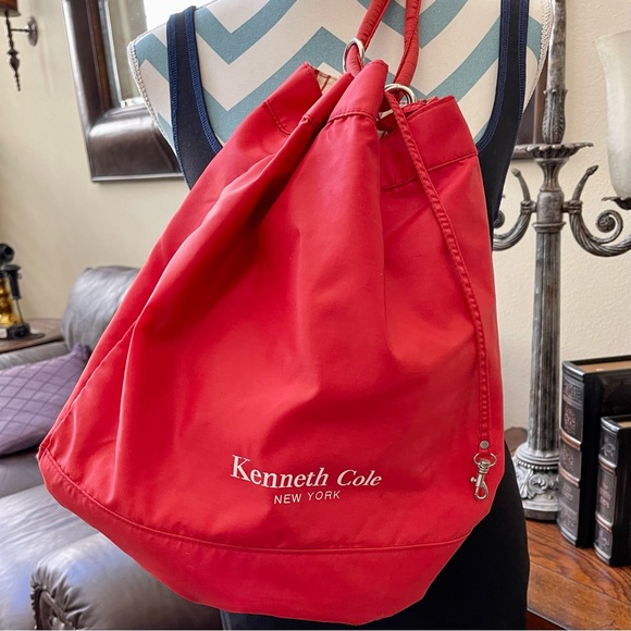 👛 SALE “Kenneth Cole” Reversible Backpack - Picture 1 of 5